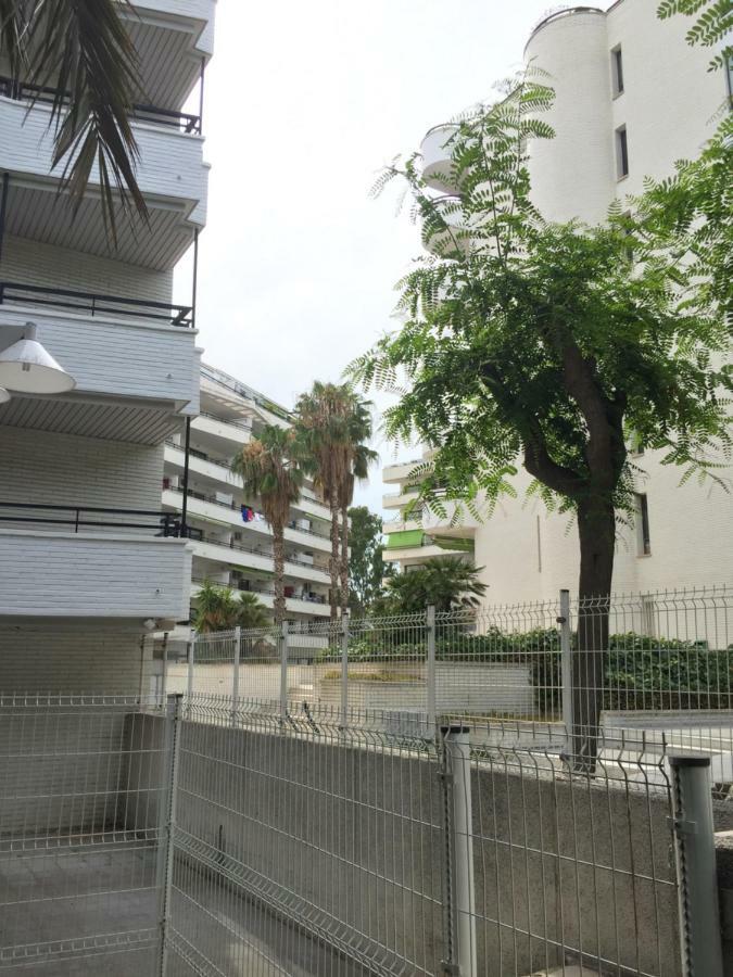 Bonito y Acogedor Apartamento con WiFi Salou Exterior foto